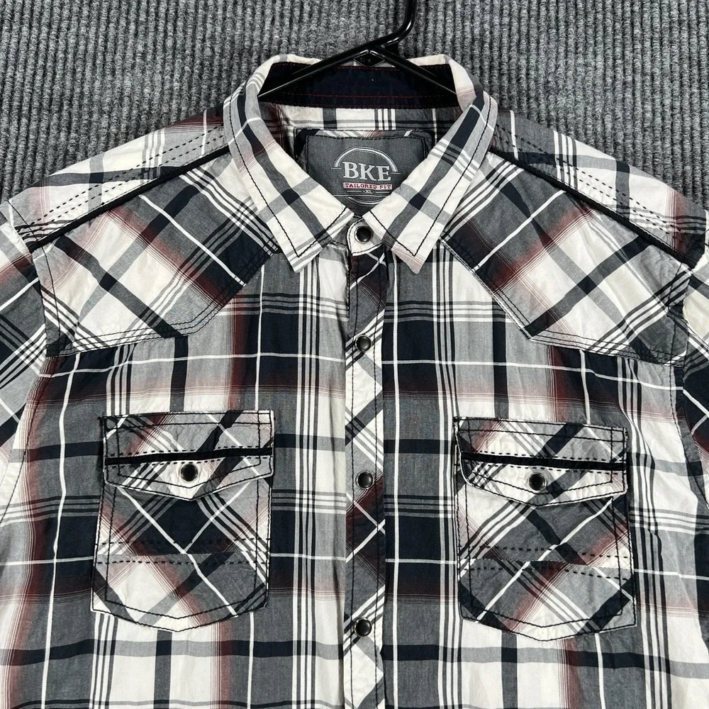 BKE Shirt Mens XL Extra Large Black White Plaid Long Sleeve Pearl Snap Western